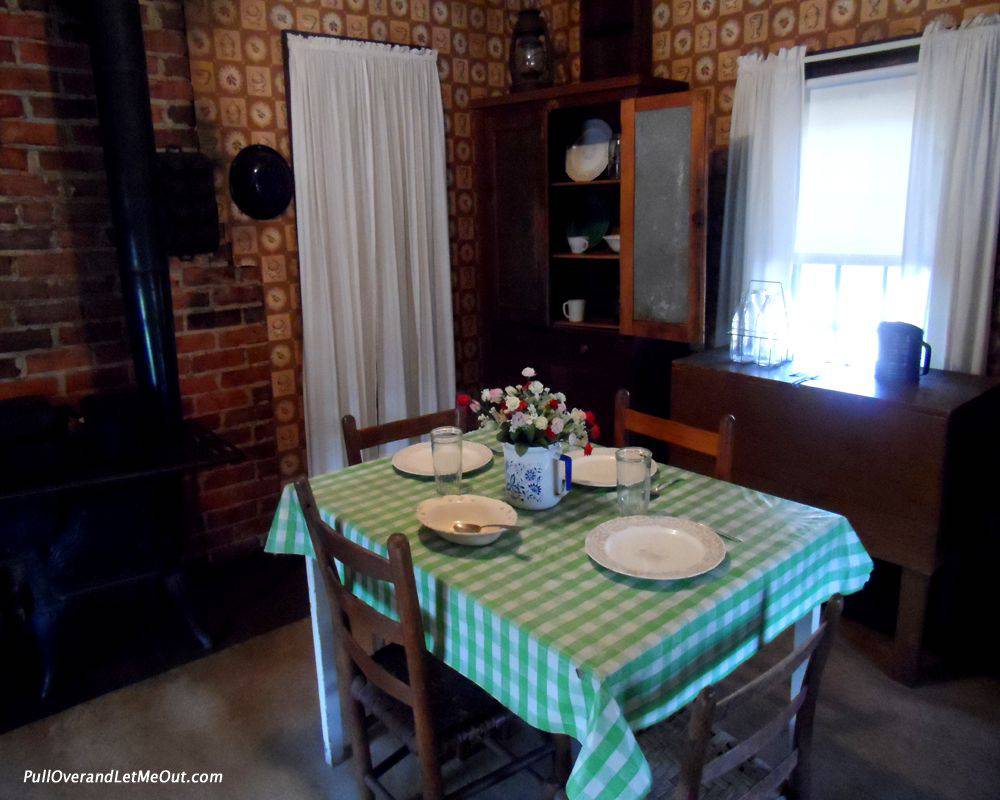 The kitchen table in the Elvis Presley birthplace.