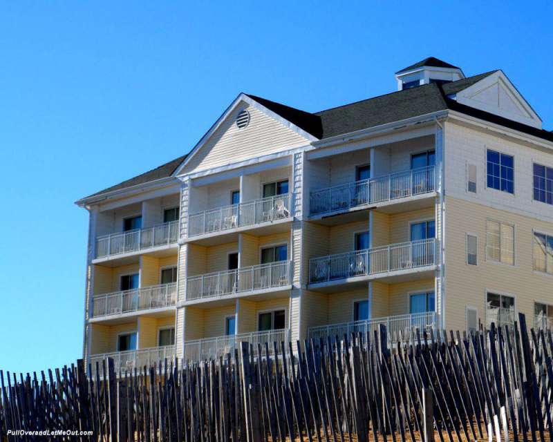 Exterior of the Hilton Gardens in Kitty Hawk, NC
