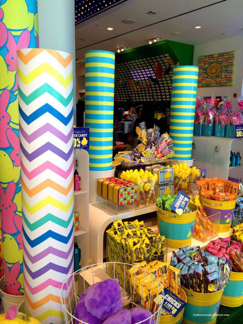 Peeps-store-Natl-Harbor-Apr