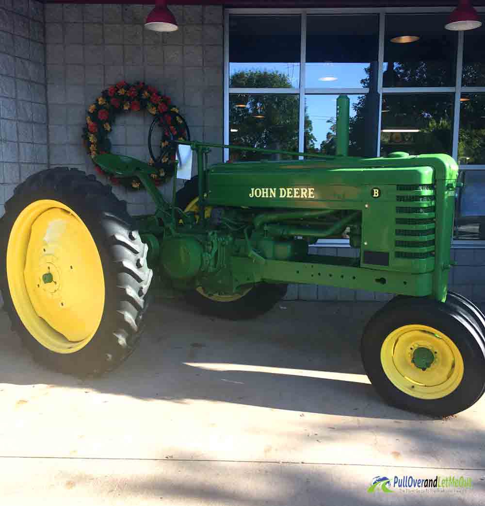 tractor-NC-Farmers-Market-PullOverandLetMeOut