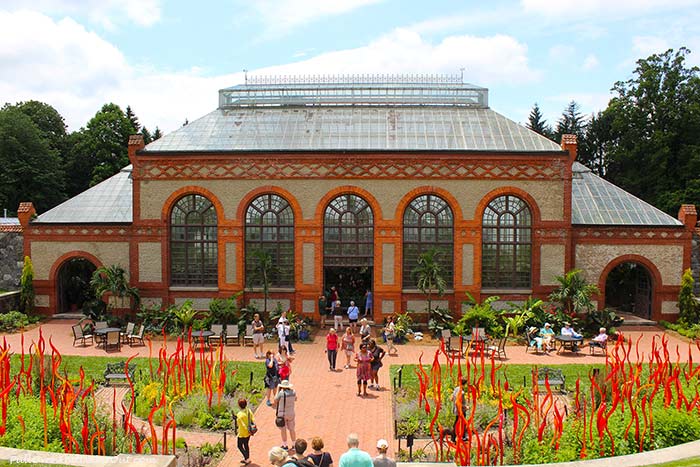 Biltmore-Chihuly-conservatory-PulloverAndLetMeOut