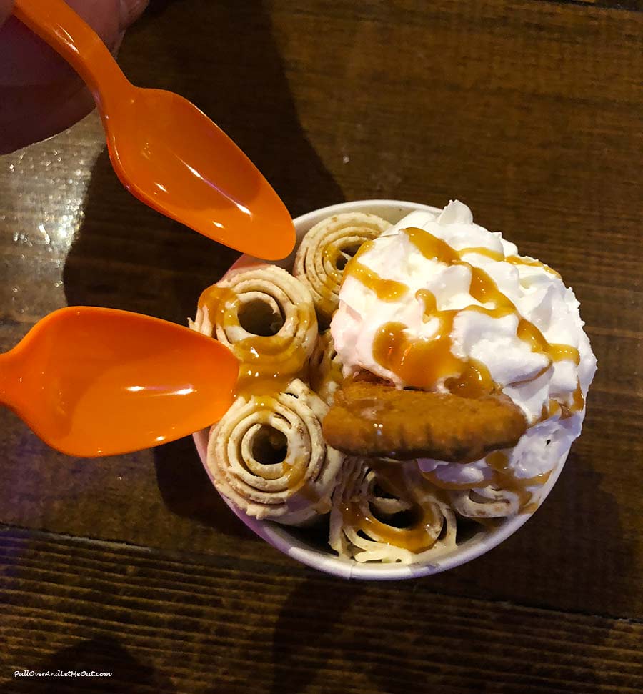 Raleigh-Rolls-ice-cream-Biscoffee-PullOverAndLetMeOut