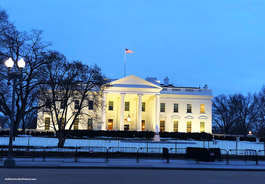 Winter-White-House-at-Dusk-Washington,-DC-PullOverAndLetMeOut