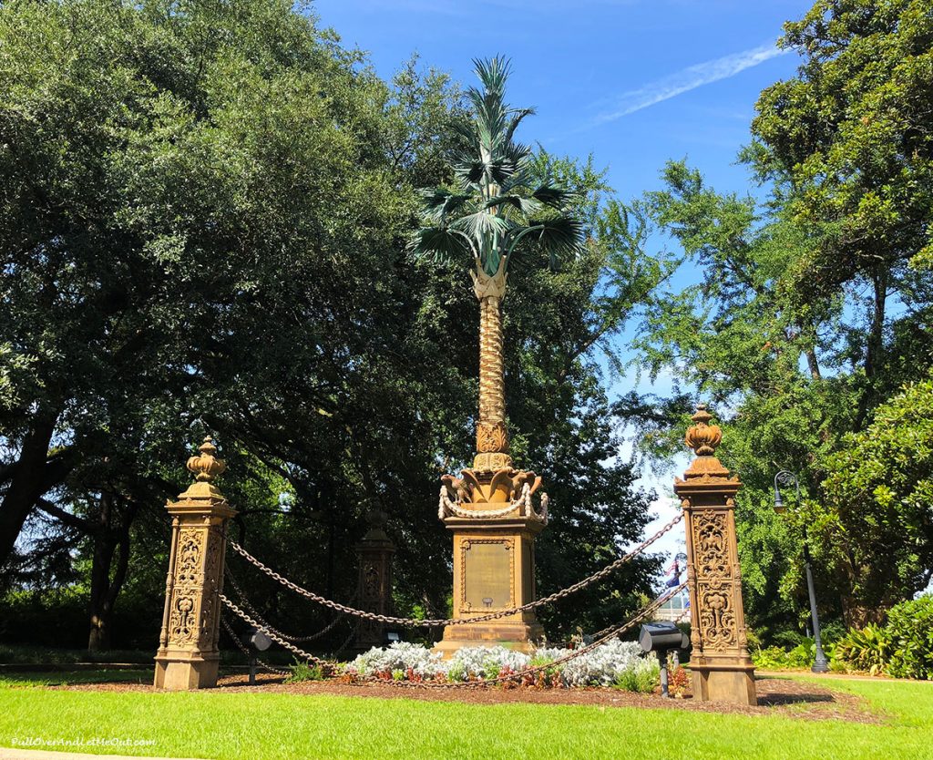 Memorial to the Cuban War at the SC State House PullOverAndLetMeOut