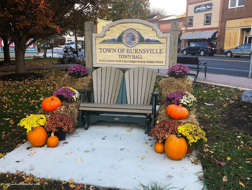 Bench at Burnsville, NC Town Hall PullOverAndLetMeOut