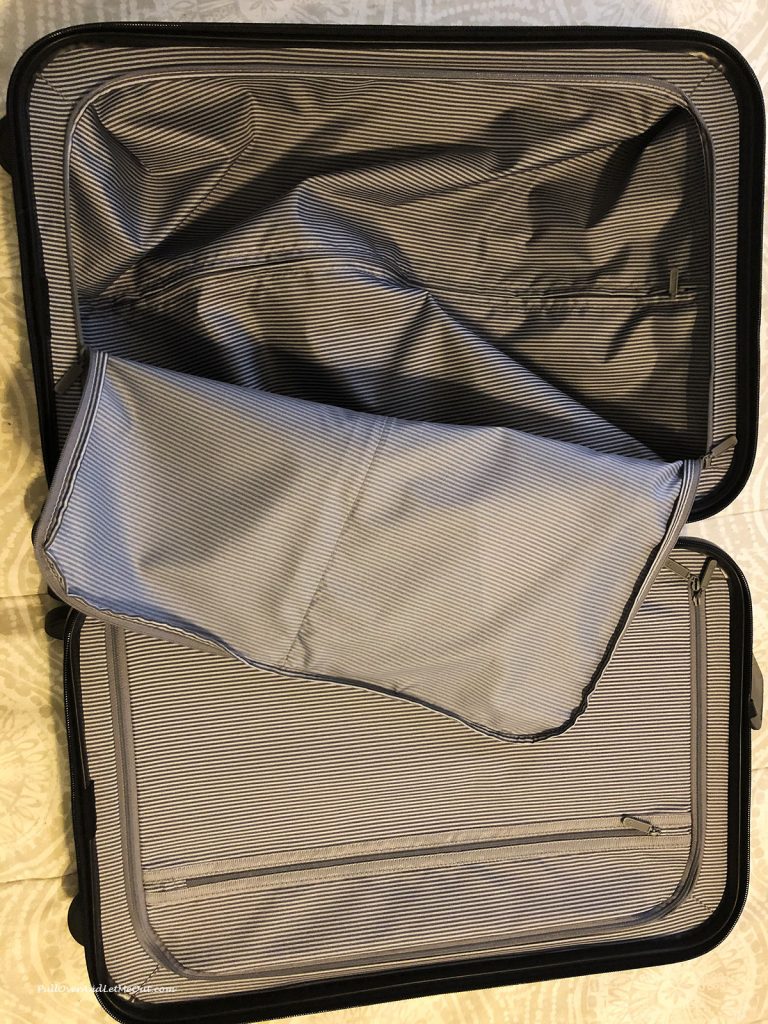 Inside of the Chester Travels Minima Carry-On Spinner Suitcase PullOverAndLetMeOut