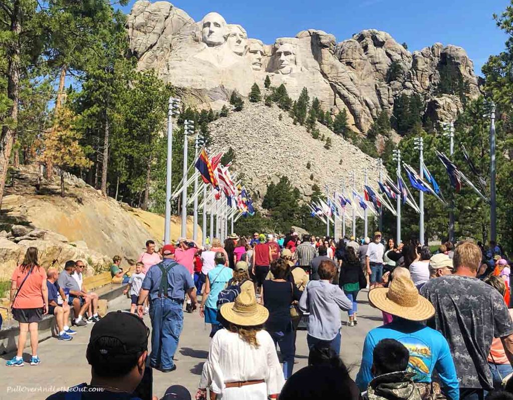 crowds in front of Mount Rushmore