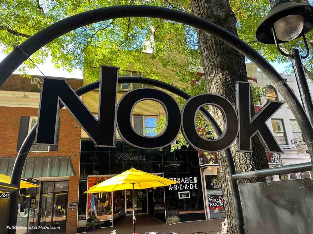 Nook sign