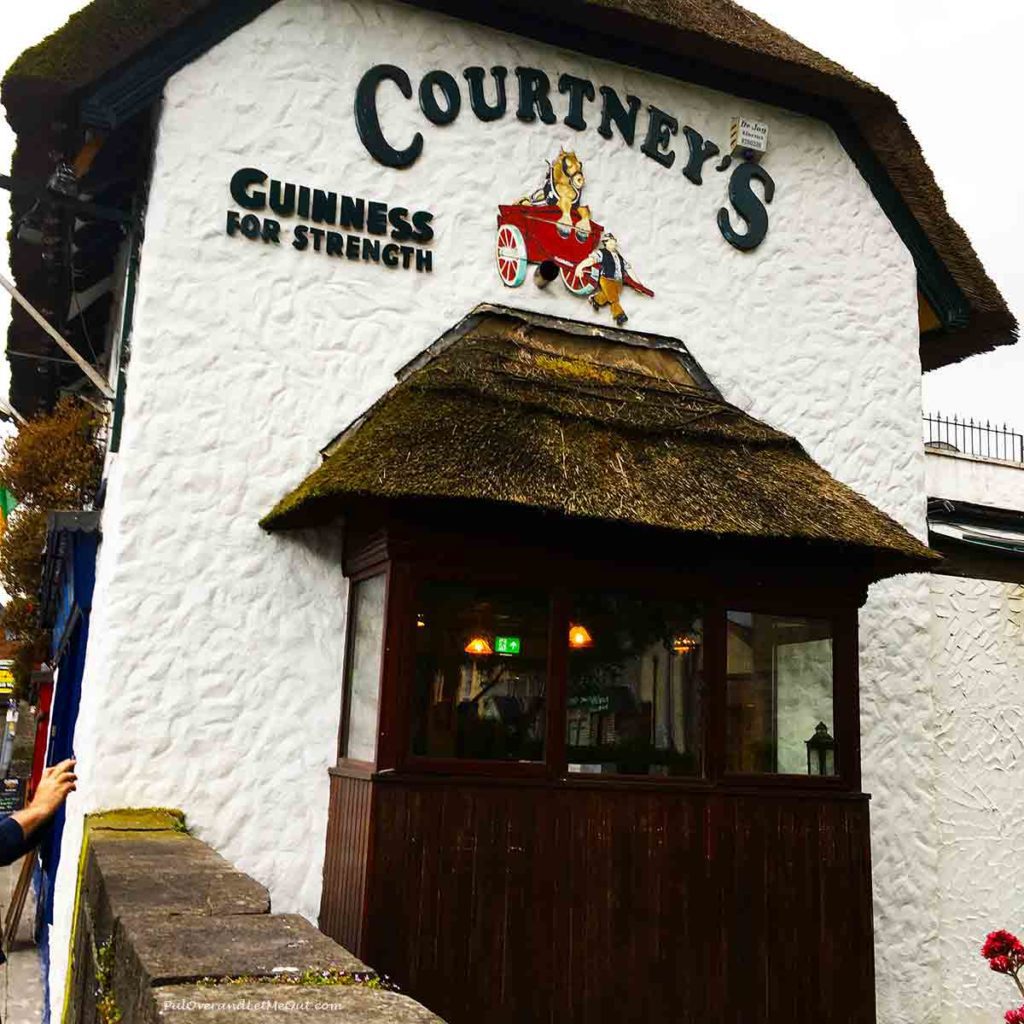 a pub with the name Courtney's over the door