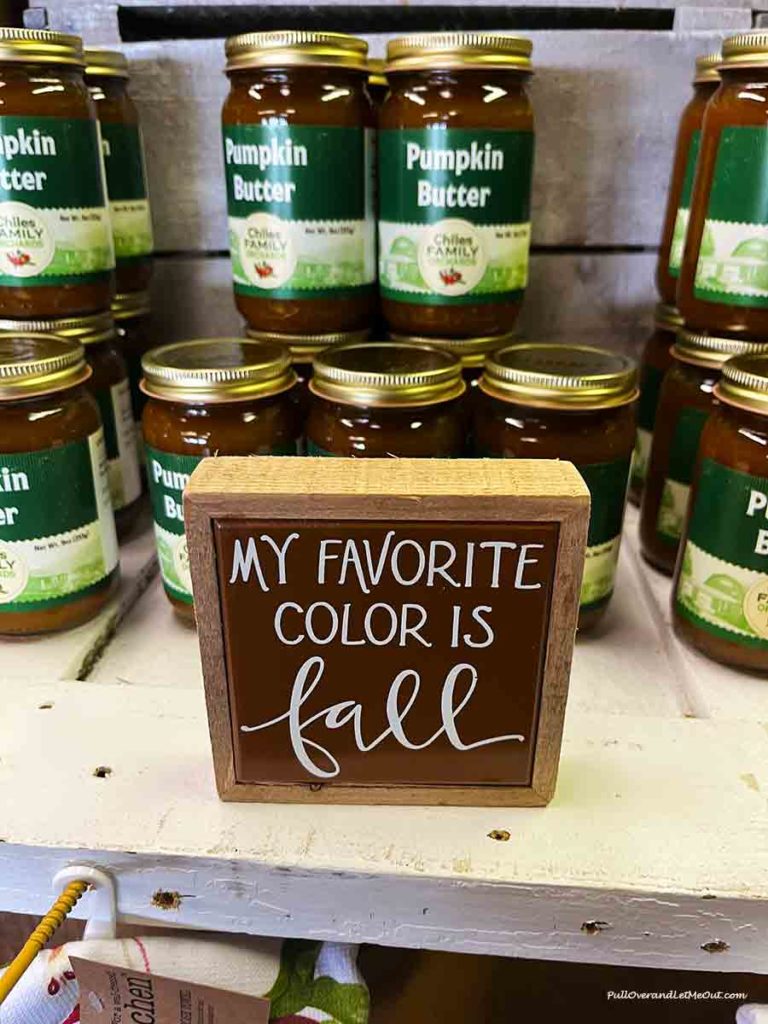 a decor item that says my favorite color is fall