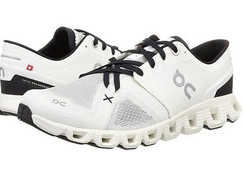 a white pair of oncloud 5 sneakers