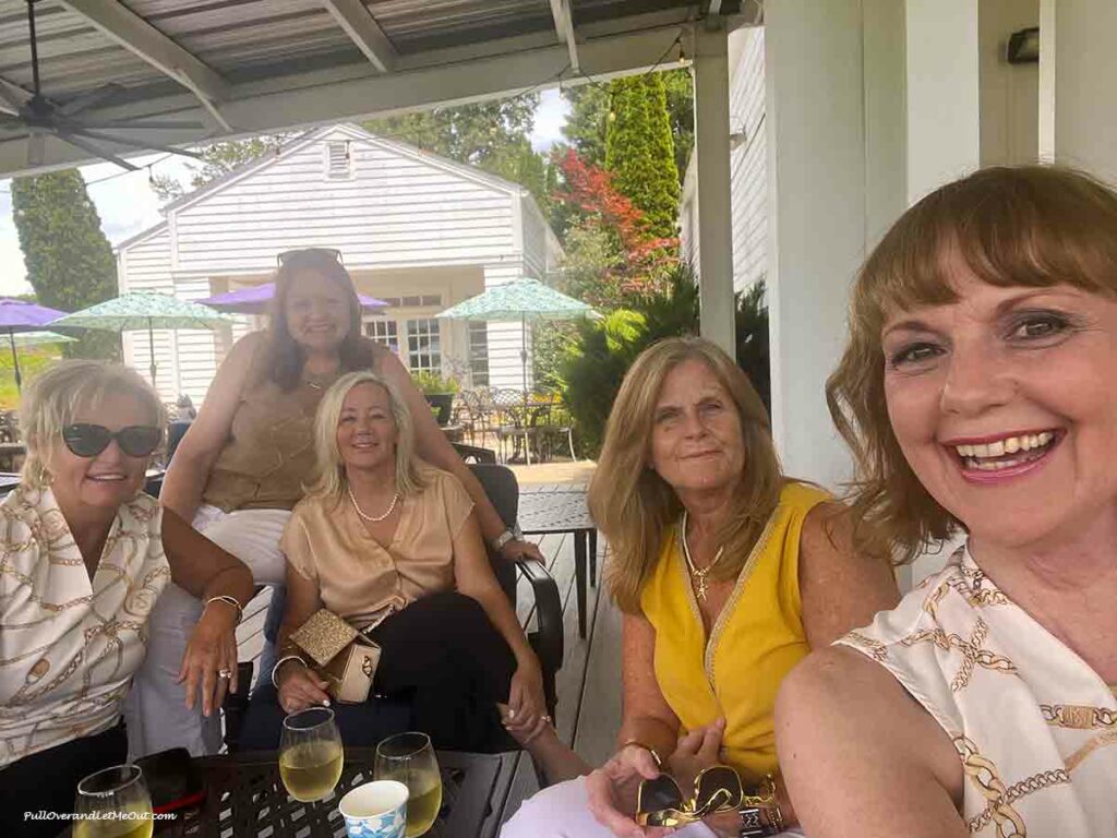 five women in a selfie